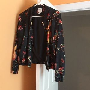 Black bomber jacket w/design